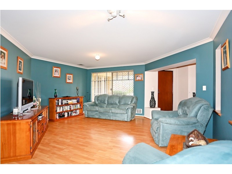 15 Brighton Place, Greenfields WA 6210