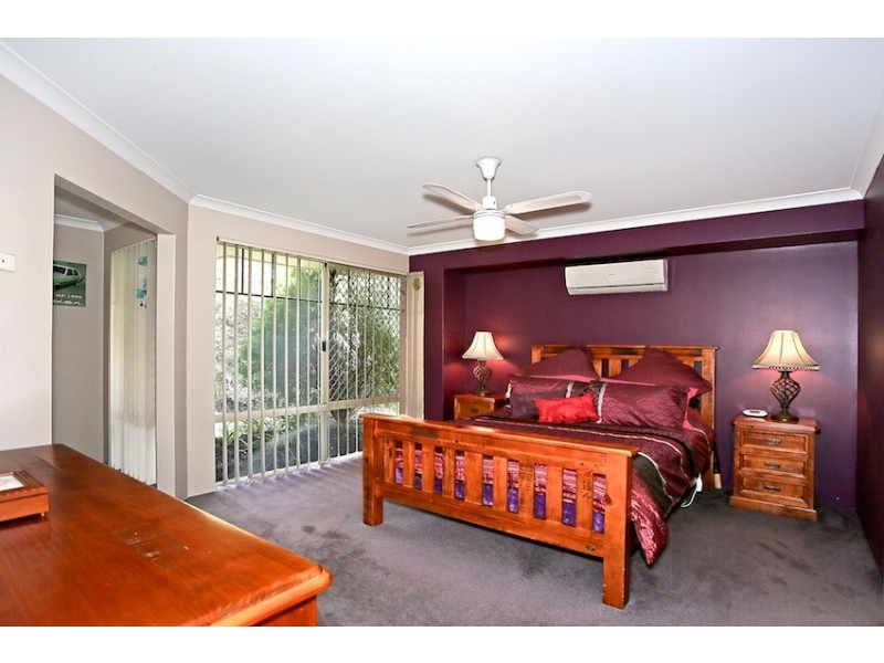 15 Brighton Place, Greenfields WA 6210