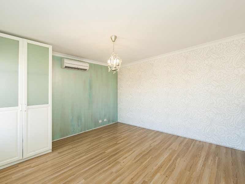 30 Seaforth Drive, Halls Head WA 6210