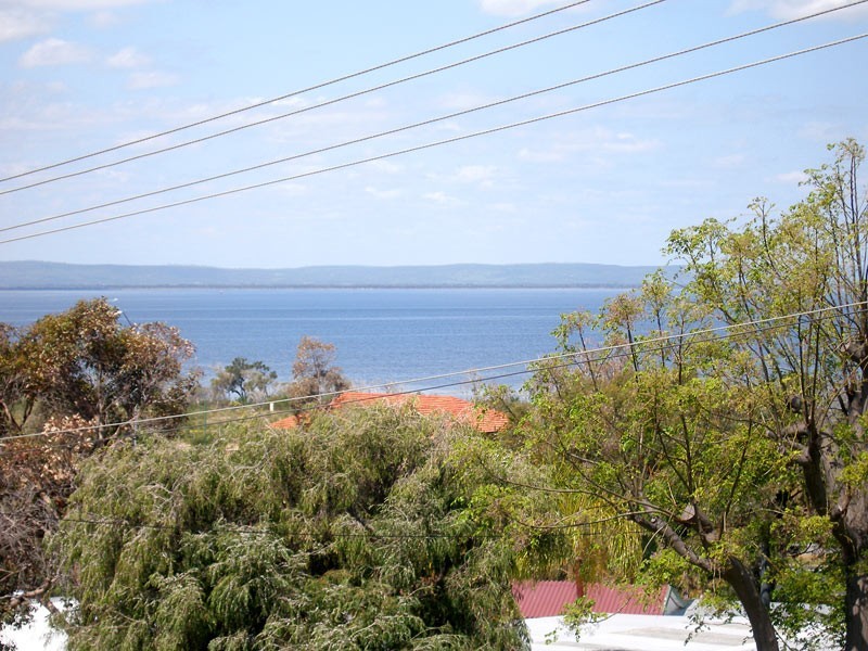 28 Scenic Drive, Falcon WA 6210