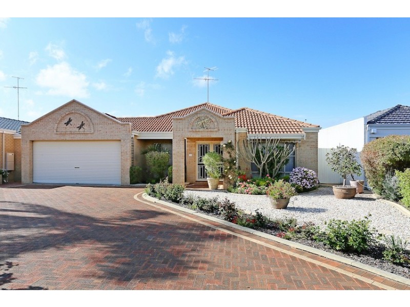 16 Quayside Close, Halls Head WA 6210