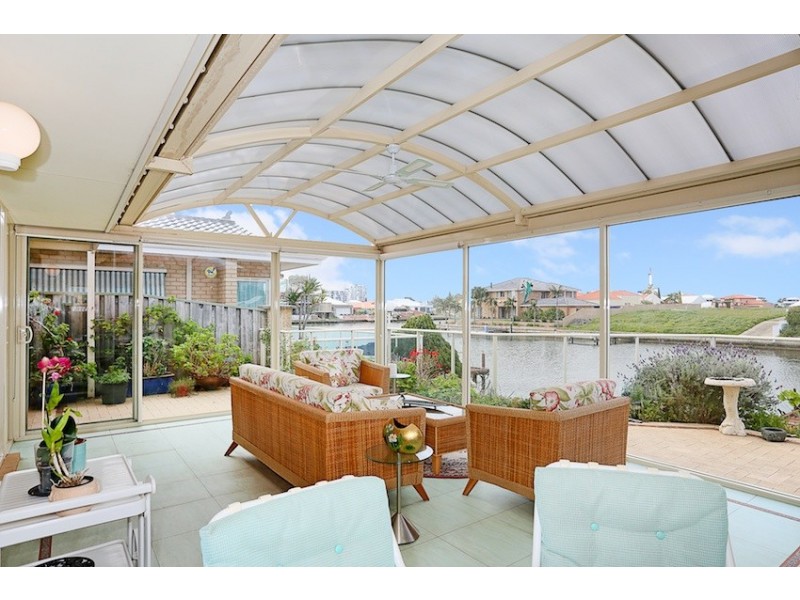 16 Quayside Close, Halls Head WA 6210