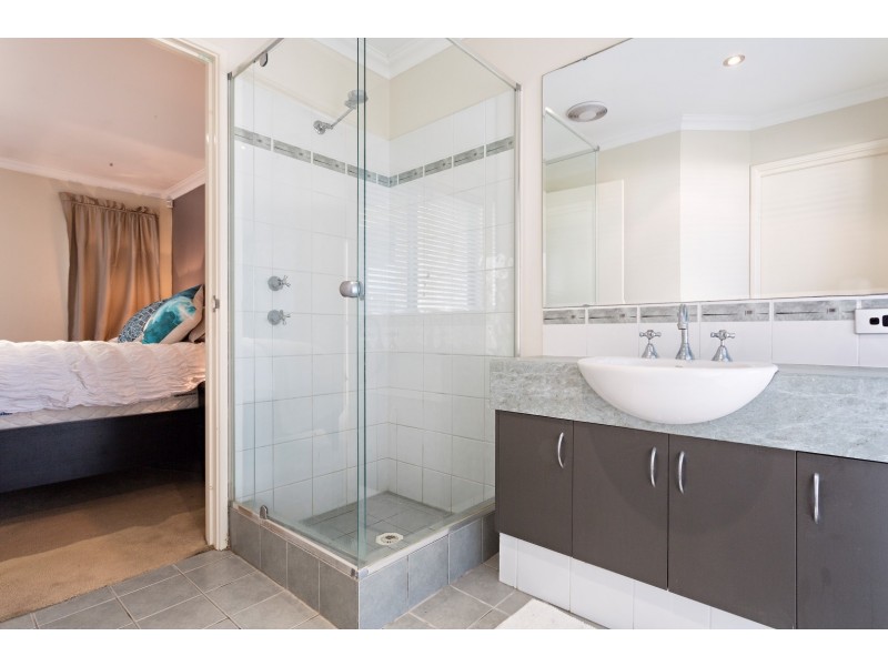 115 Challenger Road, Madora Bay WA 6210