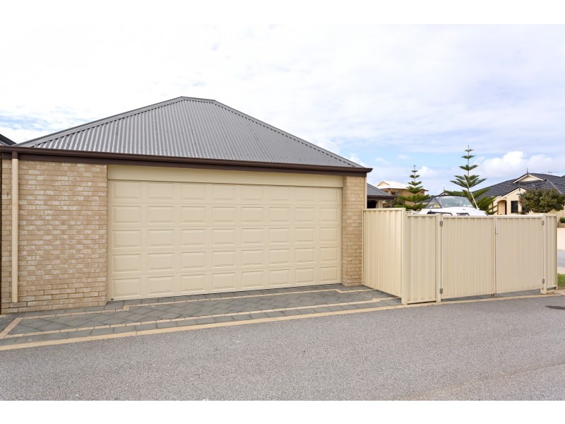 115 Challenger Road, Madora Bay WA 6210