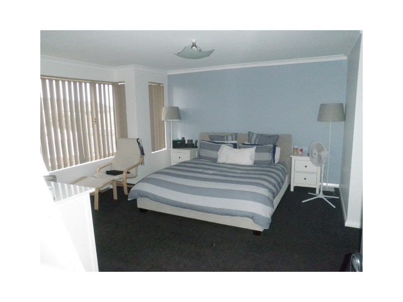 7 Tectona Way, Halls Head WA 6210