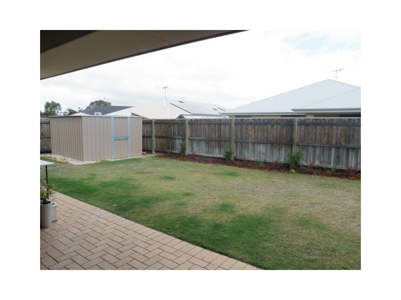 7 Tectona Way, Halls Head WA 6210