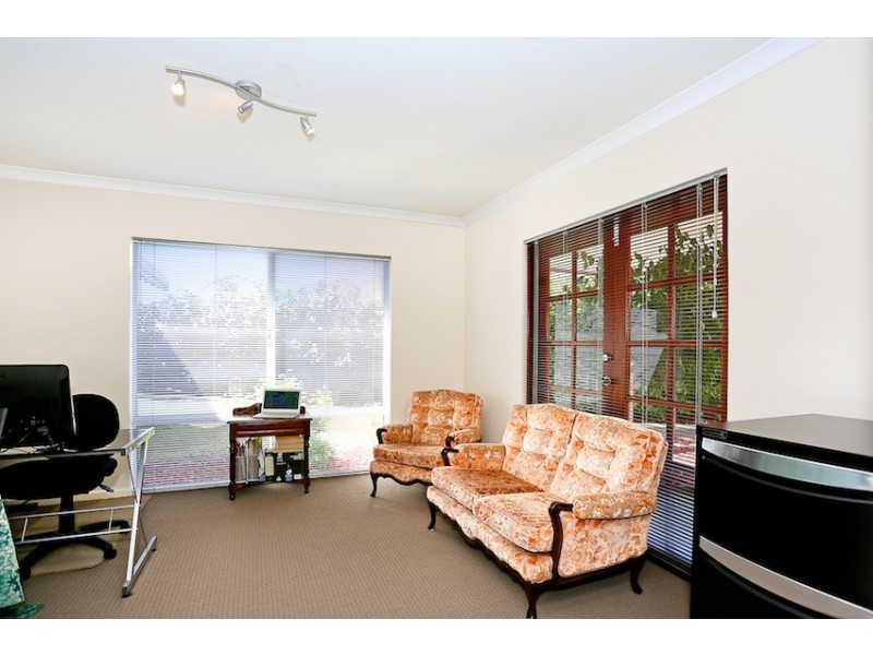 23 Pacifica Way, Dudley Park WA 6210