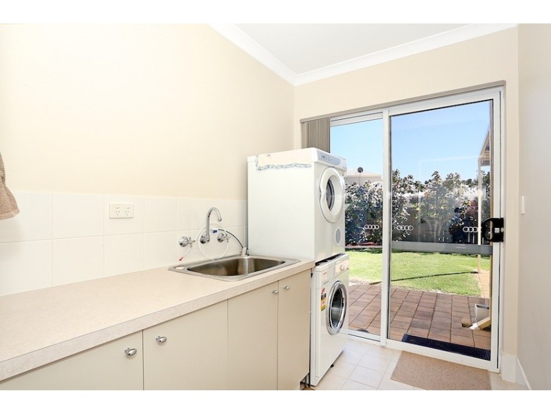 23 Pacifica Way, Dudley Park WA 6210