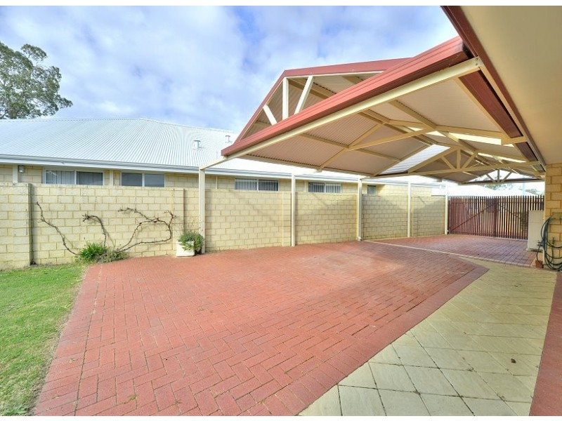 33 Cervantes Drive, Erskine WA 6210