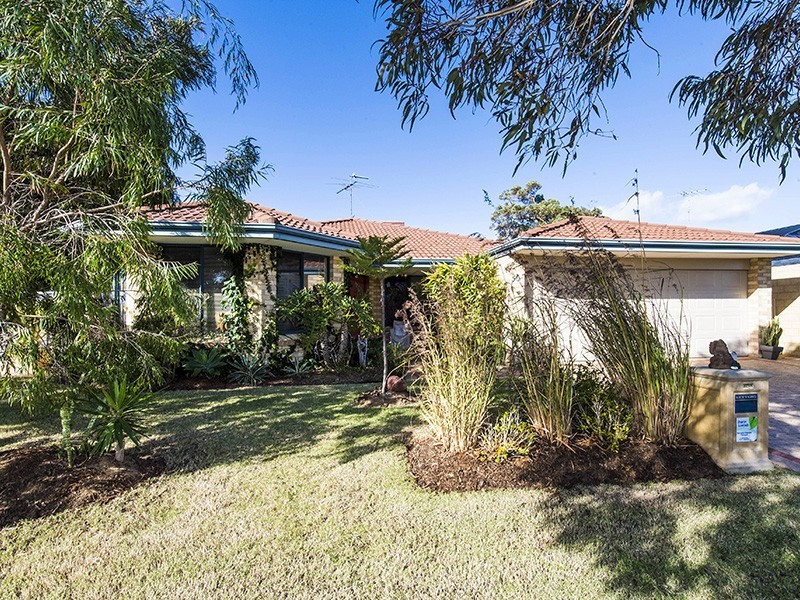 50 Summerlea Avenue, Meadow Springs WA 6210