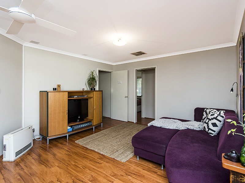 50 Summerlea Avenue, Meadow Springs WA 6210