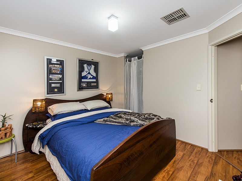 50 Summerlea Avenue, Meadow Springs WA 6210