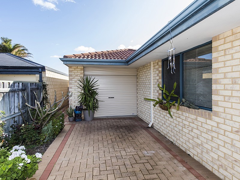 50 Summerlea Avenue, Meadow Springs WA 6210