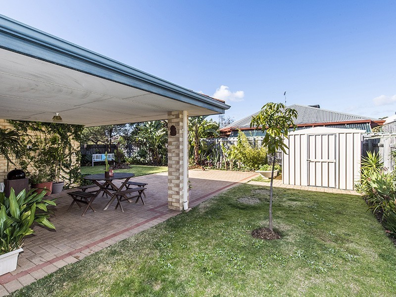 50 Summerlea Avenue, Meadow Springs WA 6210