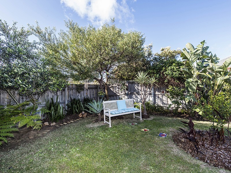 50 Summerlea Avenue, Meadow Springs WA 6210