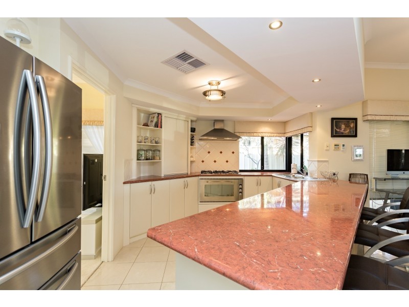 39 Pateman Place, South Yunderup WA 6208