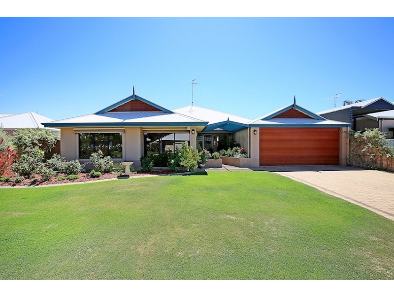 7 Onslow Court, Erskine WA 6210