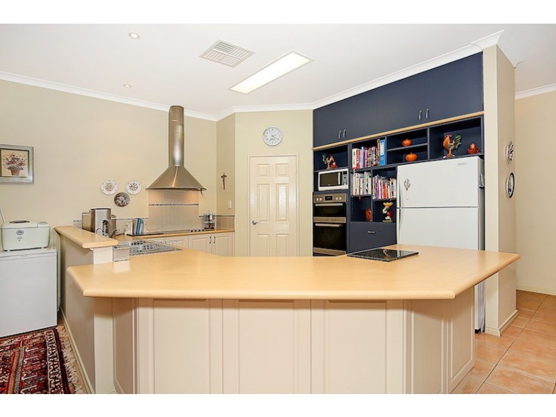 7 Onslow Court, Erskine WA 6210