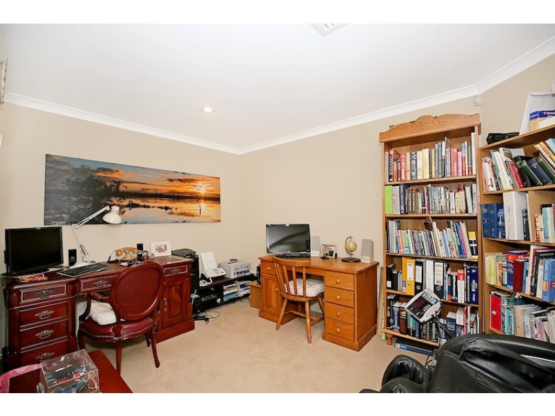 7 Onslow Court, Erskine WA 6210