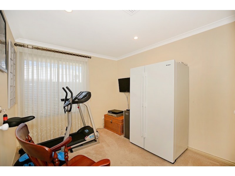 7 Onslow Court, Erskine WA 6210