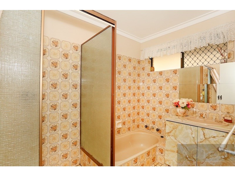 39 Nairn Road, Coodanup WA 6210