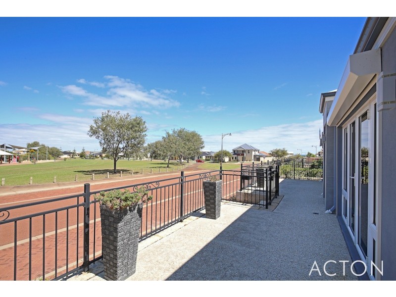 27 George Hibbert Road, Madora Bay WA 6210
