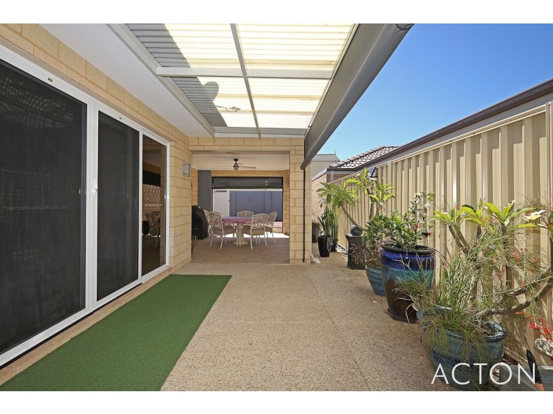 27 George Hibbert Road, Madora Bay WA 6210
