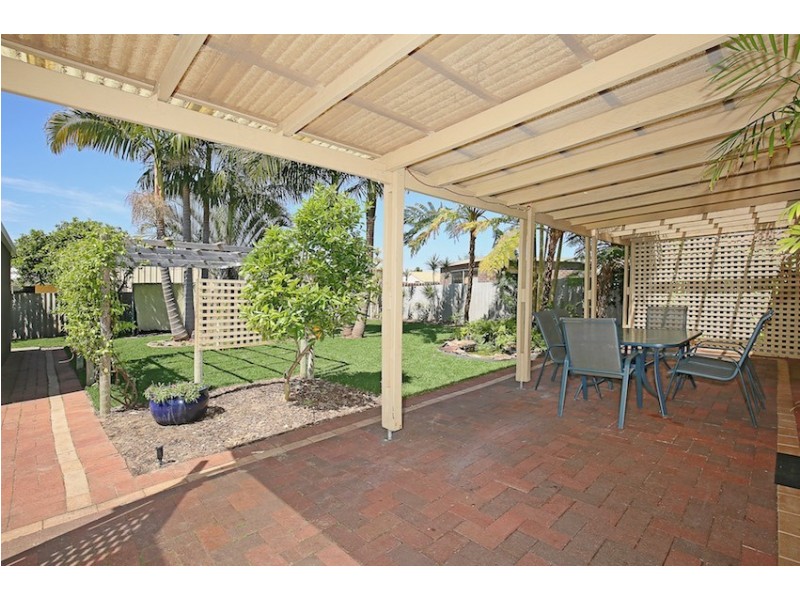 5 Feltin Place, Dudley Park WA 6210