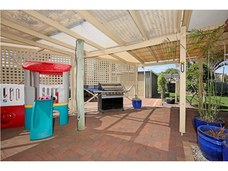 5 Feltin Place, Dudley Park WA 6210