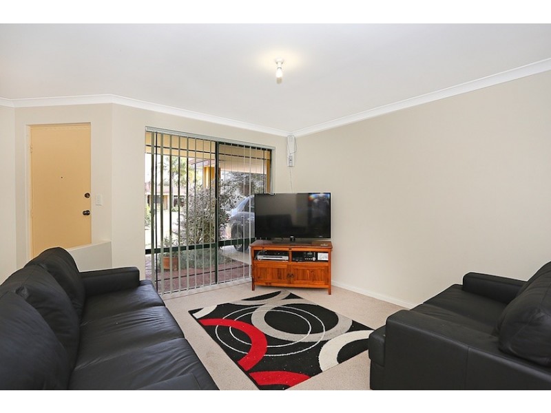 4 Crowthorn Cross, Erskine WA 6210