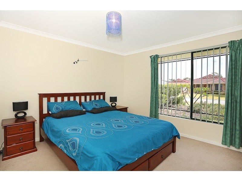 4 Crowthorn Cross, Erskine WA 6210