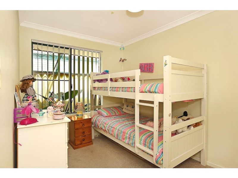 4 Crowthorn Cross, Erskine WA 6210