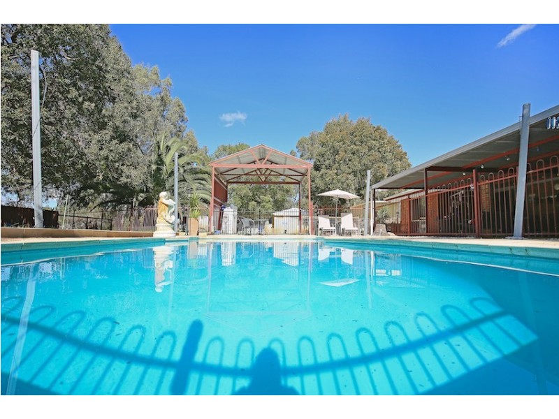 157 Greenwood Way, Barragup WA 6209