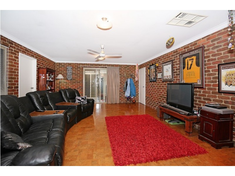 157 Greenwood Way, Barragup WA 6209