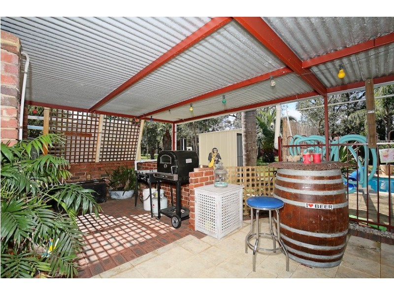 157 Greenwood Way, Barragup WA 6209