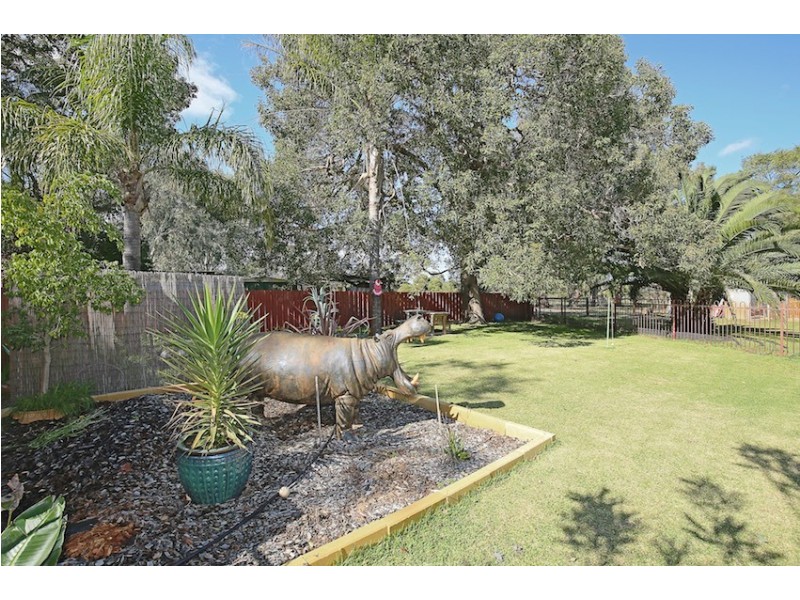 157 Greenwood Way, Barragup WA 6209
