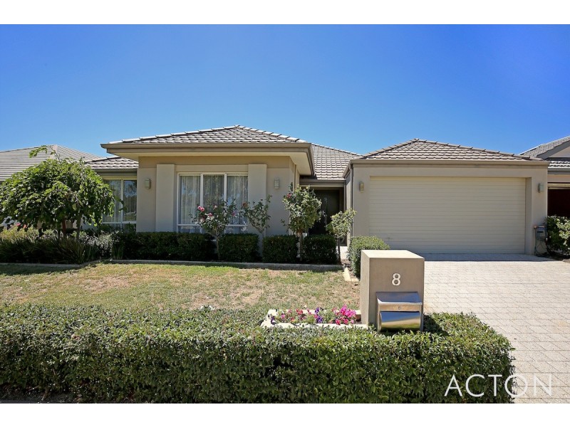 8 Purcell Gardens, South Yunderup WA 6208