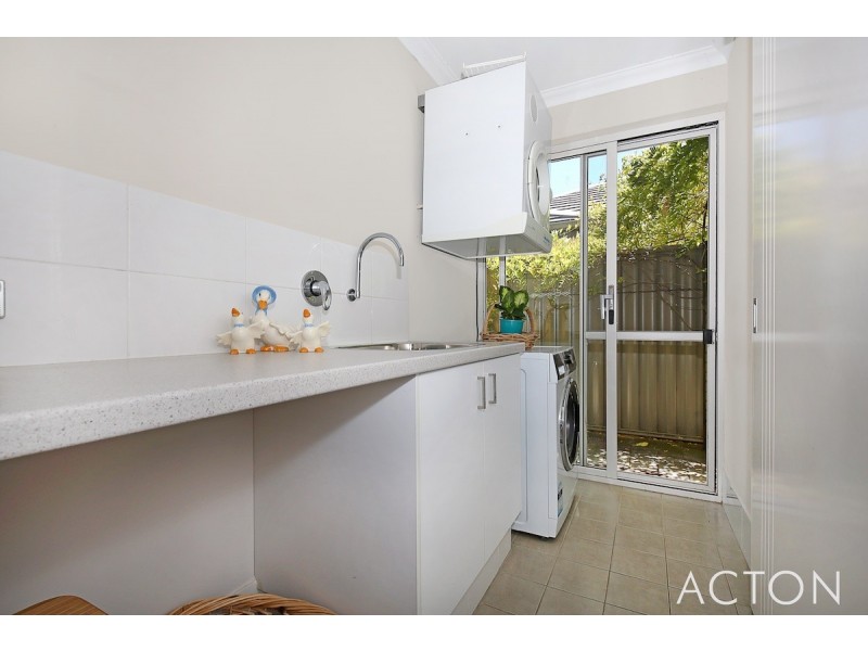 8 Purcell Gardens, South Yunderup WA 6208