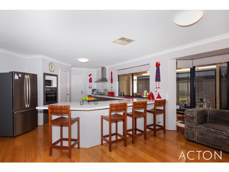 13 Dunsborough Court, Dawesville WA 6211