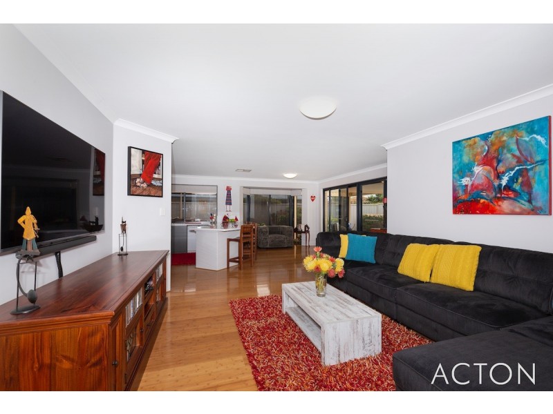 13 Dunsborough Court, Dawesville WA 6211