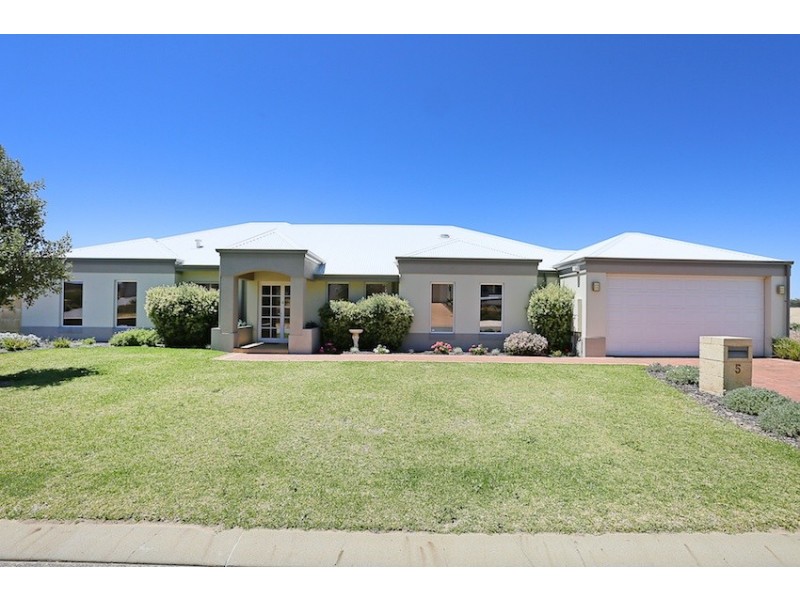 5 The Pass, Dawesville WA 6211