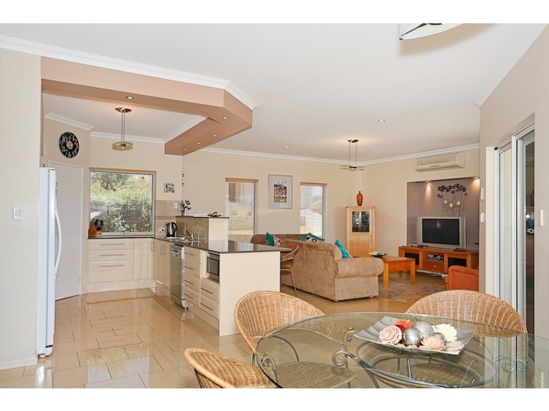 5 The Pass, Dawesville WA 6211