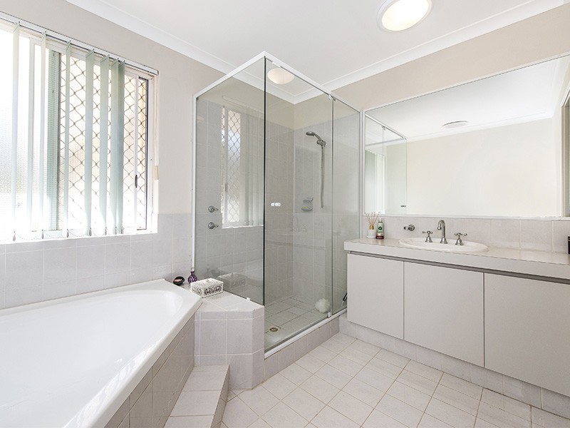 5 White Hill Road, Bouvard WA 6211