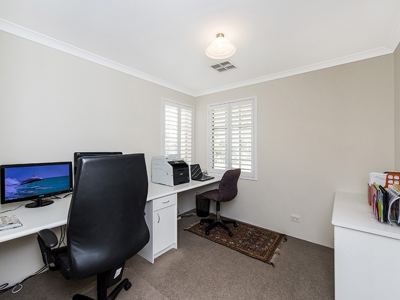 5 White Hill Road, Bouvard WA 6211