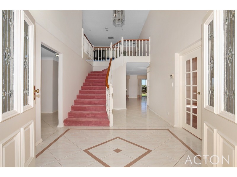 4 Ronsard Drive, San Remo WA 6210