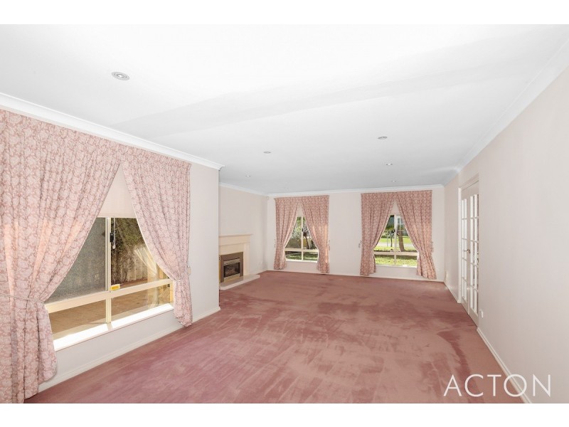 4 Ronsard Drive, San Remo WA 6210