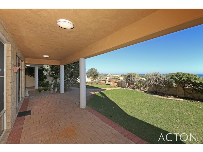 4 Ronsard Drive, San Remo WA 6210