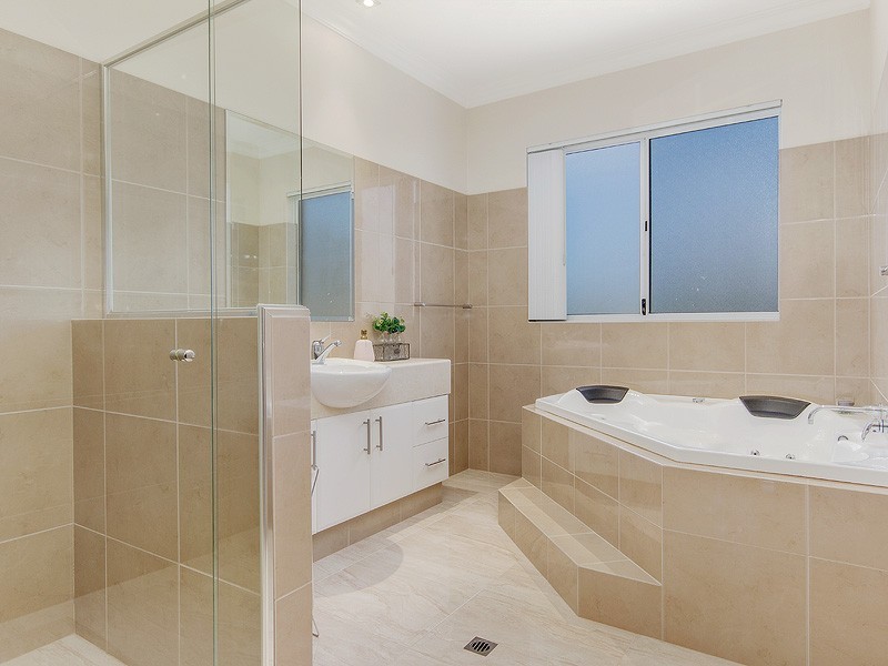 59 Queen Parade, Wannanup WA 6210