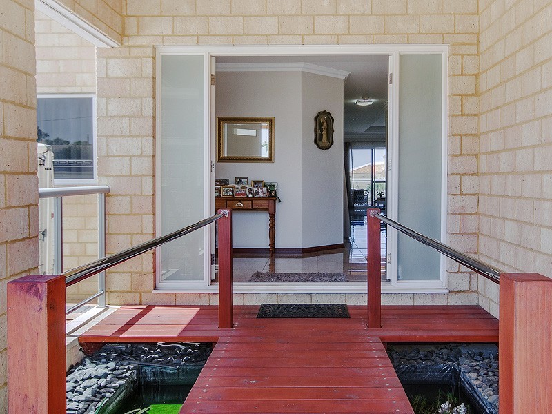 59 Queen Parade, Wannanup WA 6210