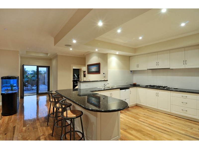 2 Asper Way, Halls Head WA 6210